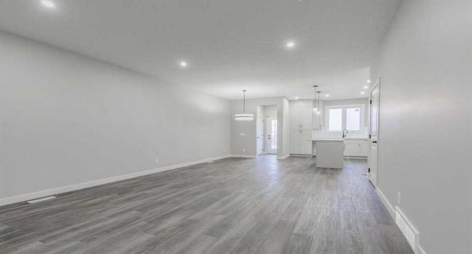 197 Bridgeport Gate, Chestermere, Alberta T1X 3E2, 3 Bedrooms Bedrooms, ,3 BathroomsBathrooms,Residential,For Sale,Bridgeport,A2295337
