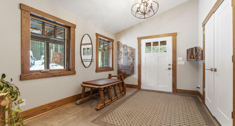 5443 Township Road 302, Rural Mountain View County, Alberta T0M 2E0, 1 Bedroom Bedrooms, ,2 BathroomsBathrooms,Residential,For Sale,Township Road 302,A2295418