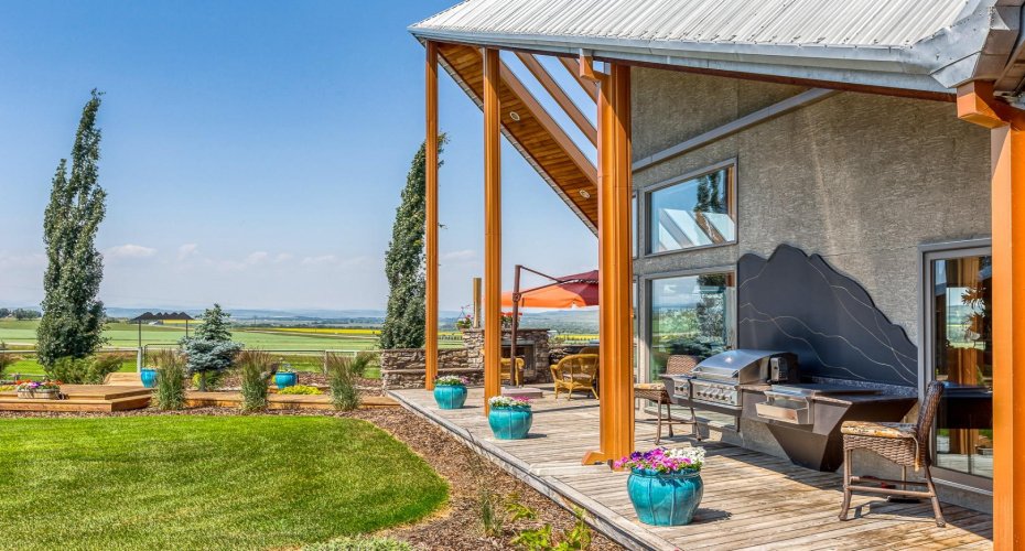 386038 64 Street, Rural Foothills County, Alberta T0L 1T0, 4 Bedrooms Bedrooms, ,5 BathroomsBathrooms,Residential,For Sale,64,A2280635