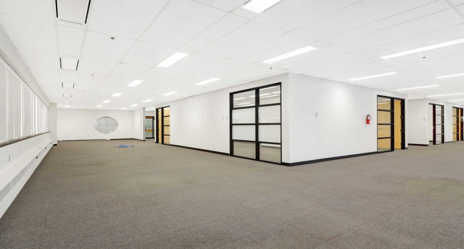 11039 78 Avenue, Grande Prairie, Alberta T8W 2J7, ,Commercial,For Lease,Swan Business Centre,78,A2286807