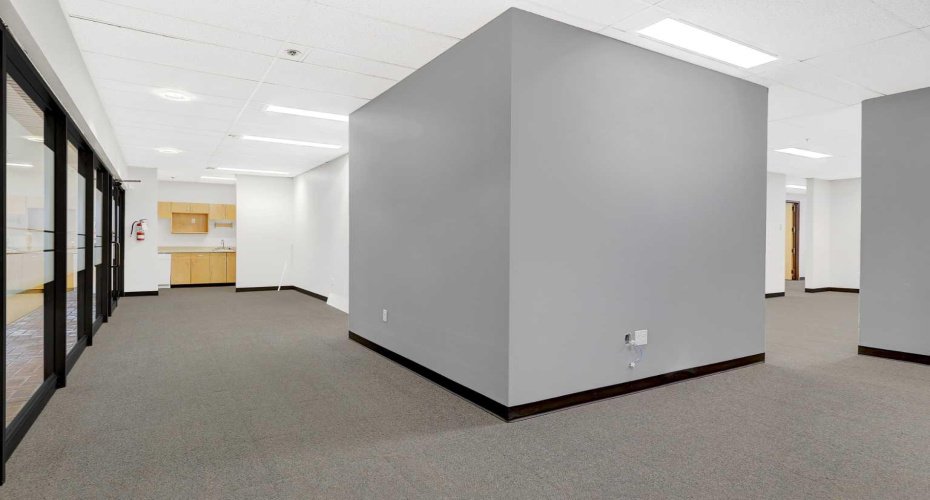 11039 78 Avenue, Grande Prairie, Alberta T8W 2J7, ,Commercial,For Lease,Swan Business Centre,78,A2286807