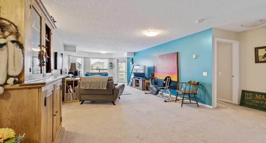 Flexible Living & Dining Space has room for your hutch.