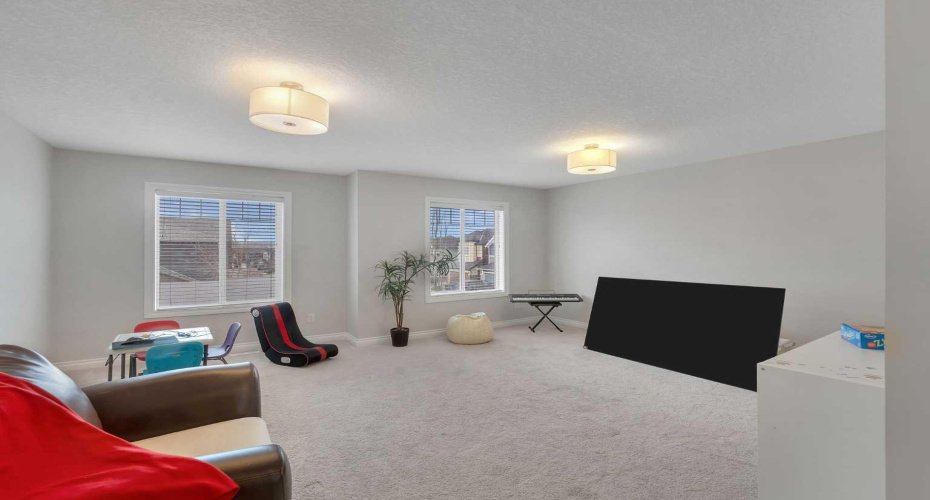 288 Evansborough Way, Calgary, Alberta T3P 0R1, 3 Bedrooms Bedrooms, ,3 BathroomsBathrooms,Residential,For Sale,Evansborough,A2288766