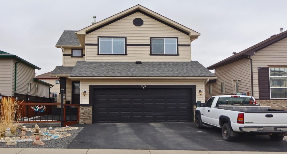 107 Cimarron Grove Circle, Okotoks, Alberta T1S 2L9, 4 Bedrooms Bedrooms, ,4 BathroomsBathrooms,Residential,For Sale,Cimarron Grove,A2294347