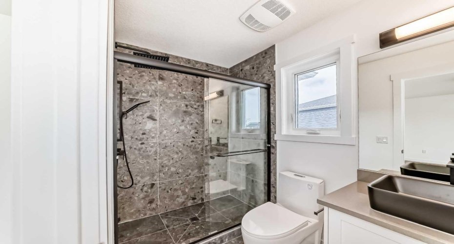 267 Chelsea Heath, Chestermere, Alberta T1X2N4, 5 Bedrooms Bedrooms, ,5 BathroomsBathrooms,Residential,For Sale,Chelsea,A2295827