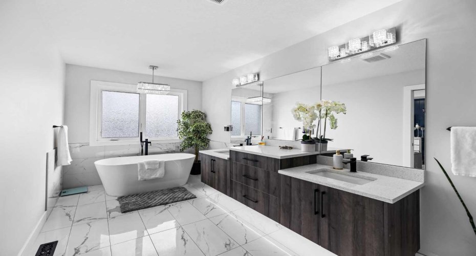Master ensuite