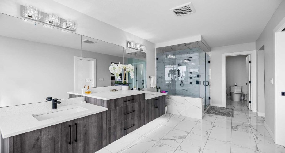 Master ensuite