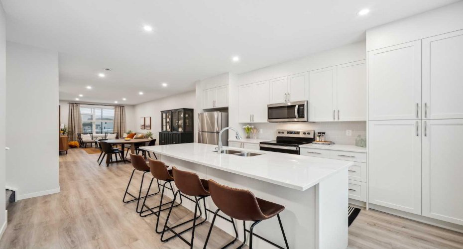 224 Vantage Drive, Cochrane, Alberta T4C 3G5, 3 Bedrooms Bedrooms, ,3 BathroomsBathrooms,Residential,For Sale,Vantage,A2296866