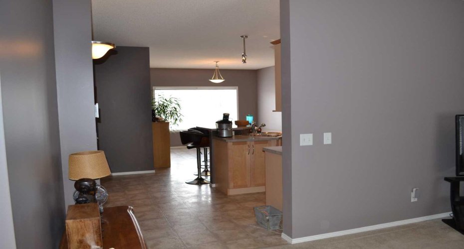 209 LAKEVIEW Inlet, Chestermere, Alberta T1X 1P4, 3 Bedrooms Bedrooms, ,3 BathroomsBathrooms,Residential,For Sale,LAKEVIEW,A2294307