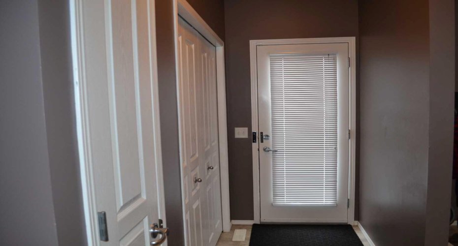 209 LAKEVIEW Inlet, Chestermere, Alberta T1X 1P4, 3 Bedrooms Bedrooms, ,3 BathroomsBathrooms,Residential,For Sale,LAKEVIEW,A2294307