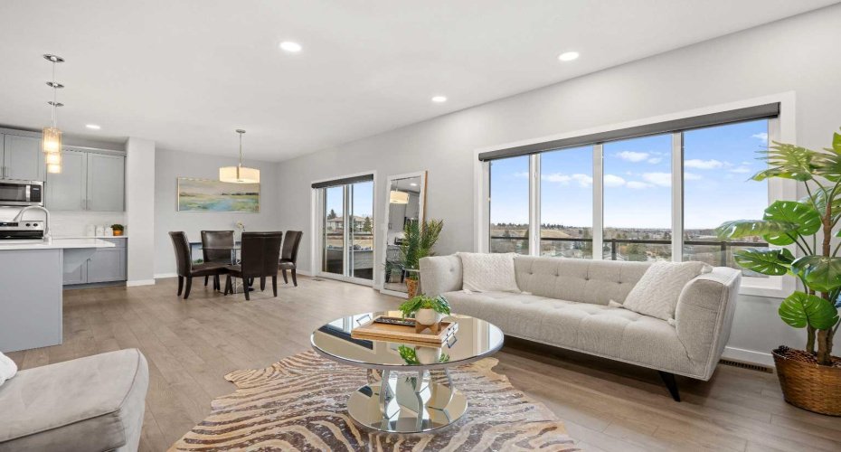 79 Mist Mountain Rise, Okotoks, Alberta T1S 5P8, 3 Bedrooms Bedrooms, ,4 BathroomsBathrooms,Residential,For Sale,Mist Mountain,A2297038