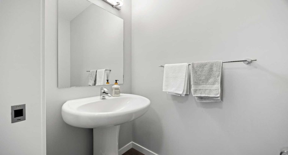 79 Mist Mountain Rise, Okotoks, Alberta T1S 5P8, 3 Bedrooms Bedrooms, ,4 BathroomsBathrooms,Residential,For Sale,Mist Mountain,A2297038