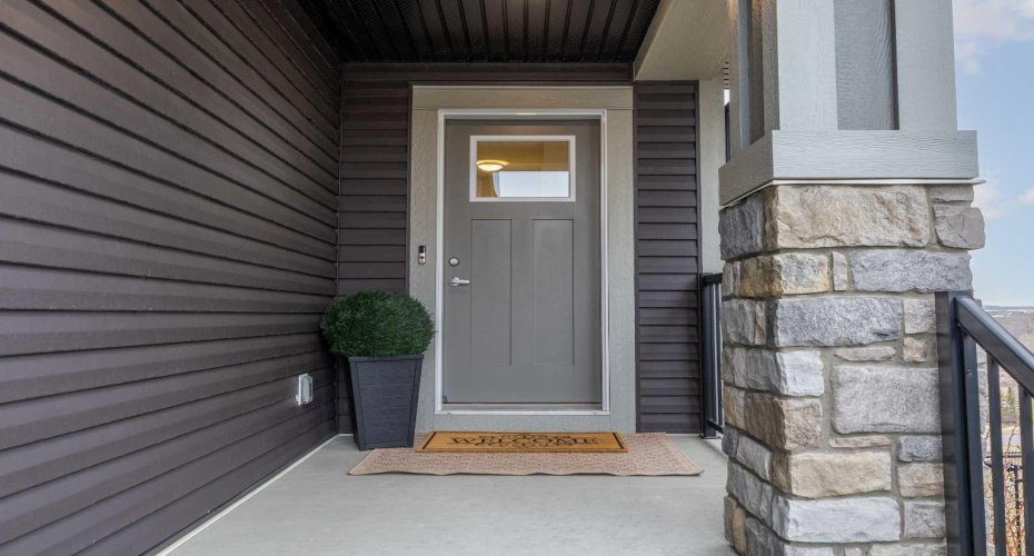 79 Mist Mountain Rise, Okotoks, Alberta T1S 5P8, 3 Bedrooms Bedrooms, ,4 BathroomsBathrooms,Residential,For Sale,Mist Mountain,A2297038