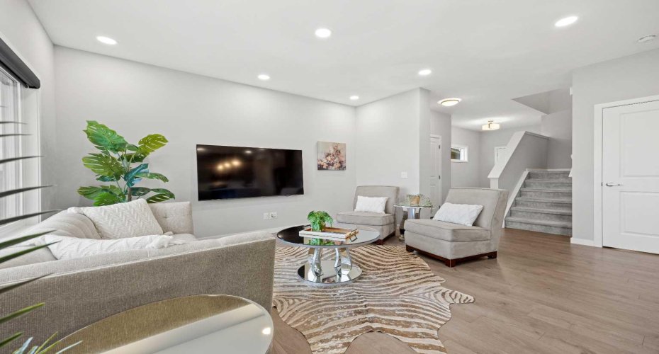 79 Mist Mountain Rise, Okotoks, Alberta T1S 5P8, 3 Bedrooms Bedrooms, ,4 BathroomsBathrooms,Residential,For Sale,Mist Mountain,A2297038