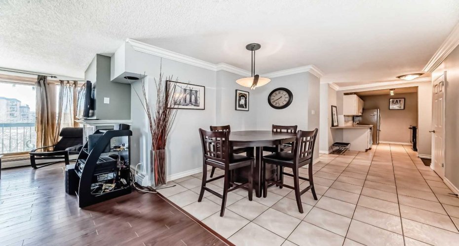 323 13 Avenue, Calgary, Alberta T2R 0K3, 2 Bedrooms Bedrooms, ,2 BathroomsBathrooms,Residential,For Sale,13,A2297103