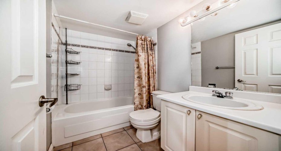 323 13 Avenue, Calgary, Alberta T2R 0K3, 2 Bedrooms Bedrooms, ,2 BathroomsBathrooms,Residential,For Sale,13,A2297103