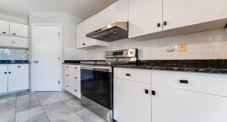 343 Millview Bay, Calgary, Alberta T2Y 3Y1, 6 Bedrooms Bedrooms, ,4 BathroomsBathrooms,Residential,For Sale,Millview,A2295934