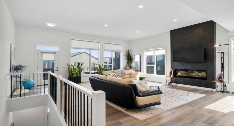 244 Sovereign Common, Calgary, Alberta T3C 3Y3, 3 Bedrooms Bedrooms, ,3 BathroomsBathrooms,Residential,For Sale,Sovereign,A2296048