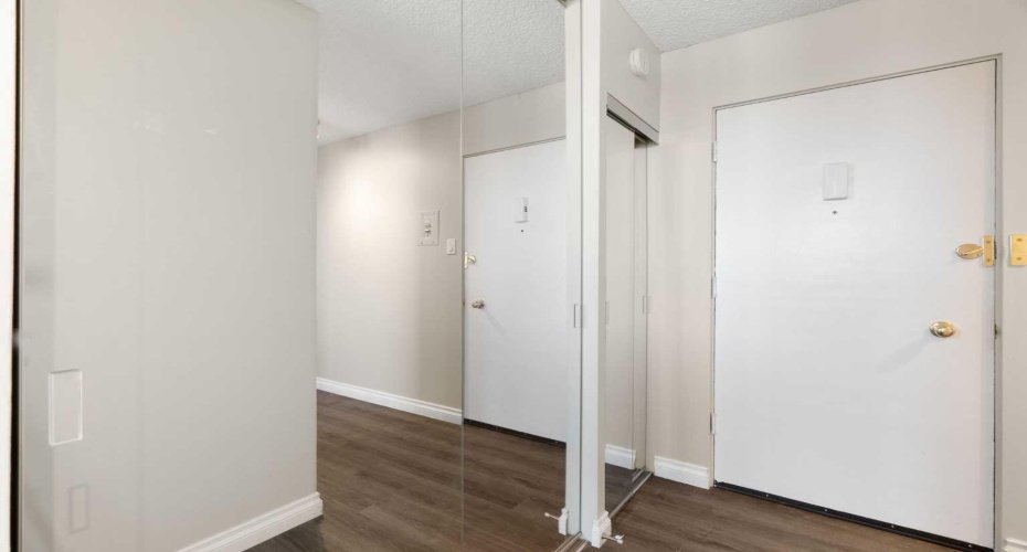 316 1 Avenue, Calgary, Alberta T2E0B2, 1 Bedroom Bedrooms, ,1 BathroomBathrooms,Residential,For Sale,1,A2296055