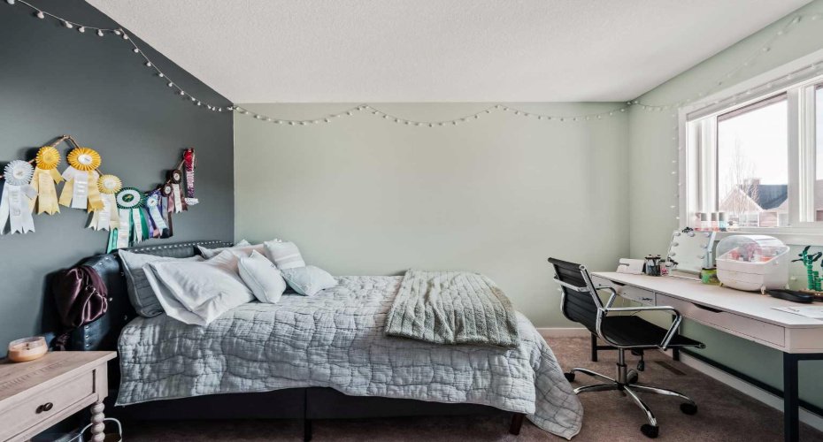 65 Sunrise Crescent, Cochrane, Alberta T4C 0Z6, 4 Bedrooms Bedrooms, ,4 BathroomsBathrooms,Residential,For Sale,Sunrise,A2296066