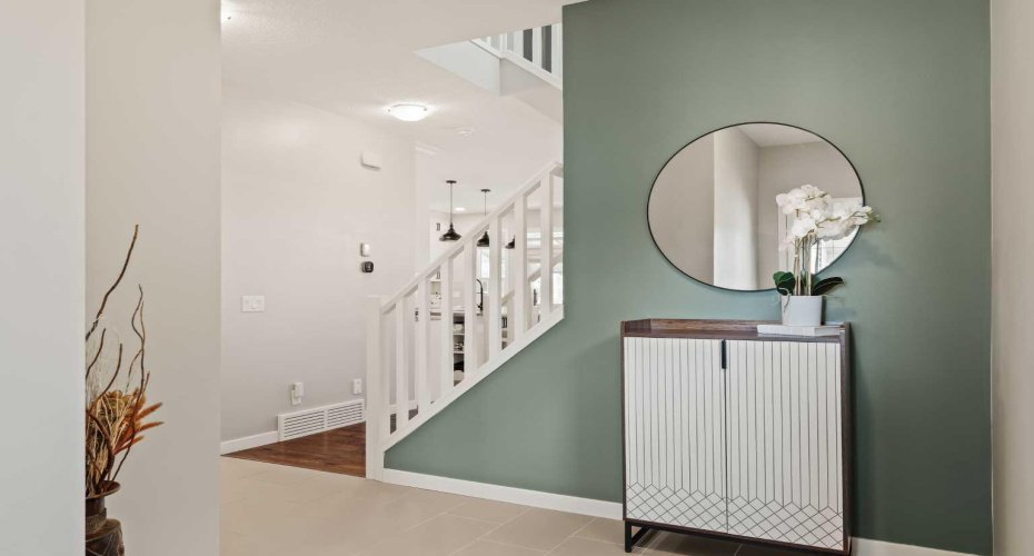 65 Sunrise Crescent, Cochrane, Alberta T4C 0Z6, 4 Bedrooms Bedrooms, ,4 BathroomsBathrooms,Residential,For Sale,Sunrise,A2296066