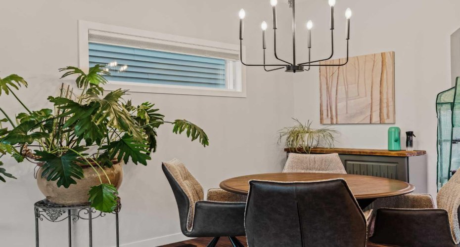 65 Sunrise Crescent, Cochrane, Alberta T4C 0Z6, 4 Bedrooms Bedrooms, ,4 BathroomsBathrooms,Residential,For Sale,Sunrise,A2296066