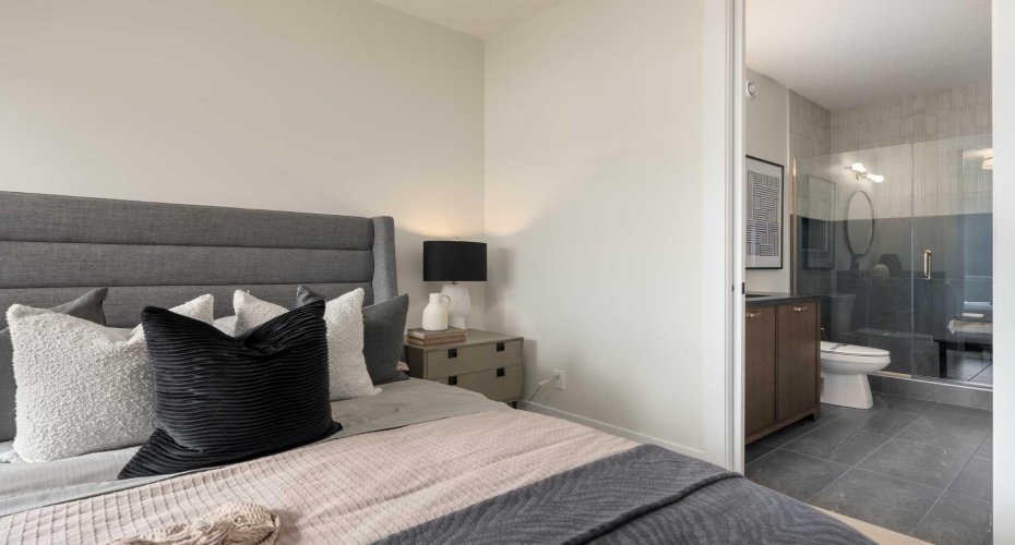 110 Herron Way, Calgary, Alberta T3P 1Y9, 6 Bedrooms Bedrooms, ,4 BathroomsBathrooms,Residential,For Sale,Herron,A2296072