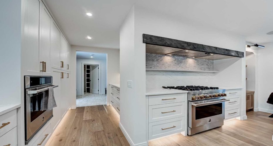 6755 Livingstone Drive, Calgary, Alberta T3E 6J2, 6 Bedrooms Bedrooms, ,4 BathroomsBathrooms,Residential,For Sale,Livingstone,A2296083