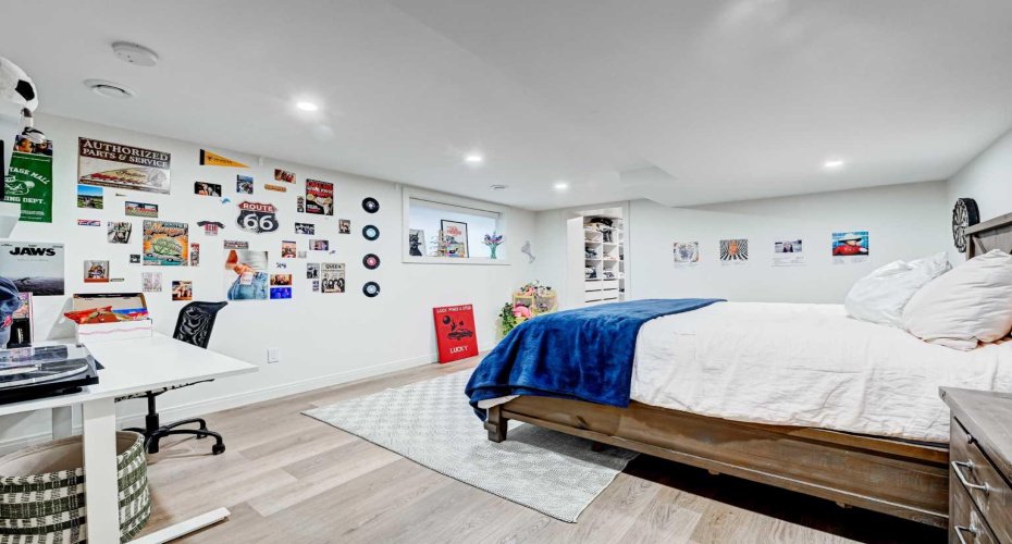 6755 Livingstone Drive, Calgary, Alberta T3E 6J2, 6 Bedrooms Bedrooms, ,4 BathroomsBathrooms,Residential,For Sale,Livingstone,A2296083