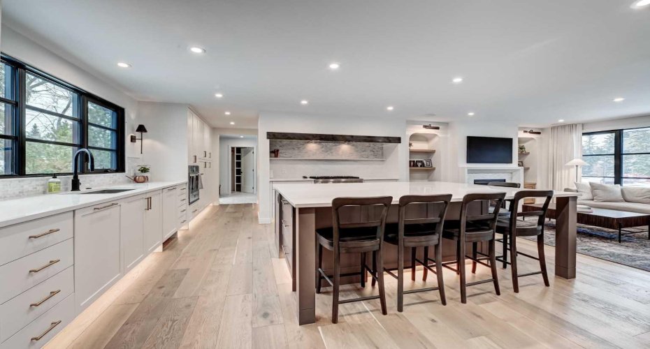 6755 Livingstone Drive, Calgary, Alberta T3E 6J2, 6 Bedrooms Bedrooms, ,4 BathroomsBathrooms,Residential,For Sale,Livingstone,A2296083