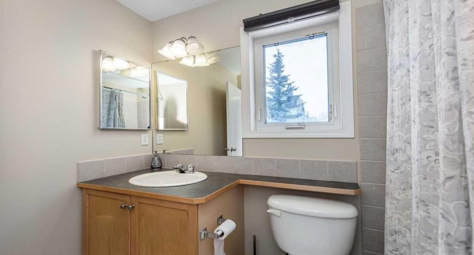 1005 NEW BRIGHTON Gardens, Calgary, Alberta T2Z0Y1, 3 Bedrooms Bedrooms, ,3 BathroomsBathrooms,Residential,For Sale,NEW BRIGHTON,A2296095