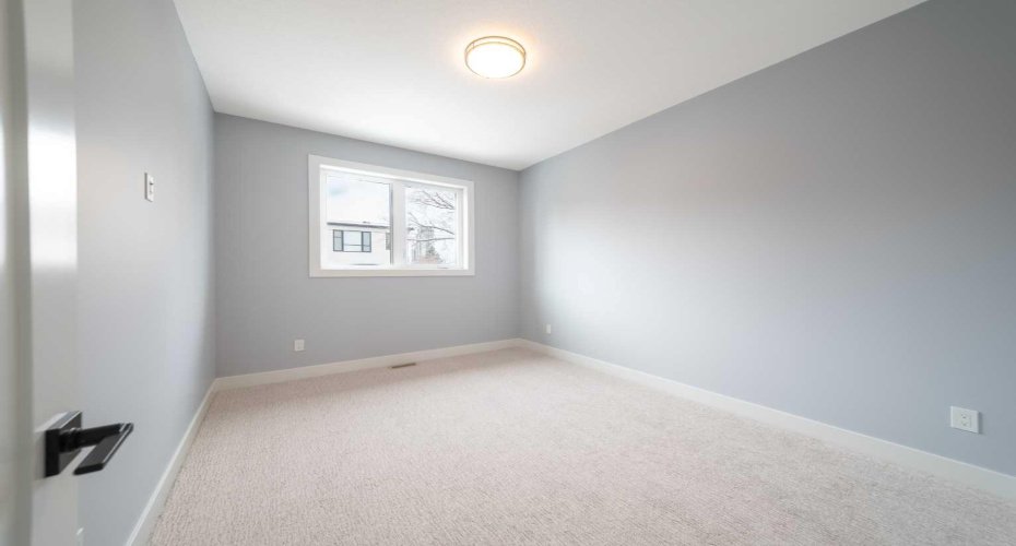 1415 27 Street, Calgary, Alberta T3C 1L4, 3 Bedrooms Bedrooms, ,4 BathroomsBathrooms,Residential,For Sale,27,A2296103