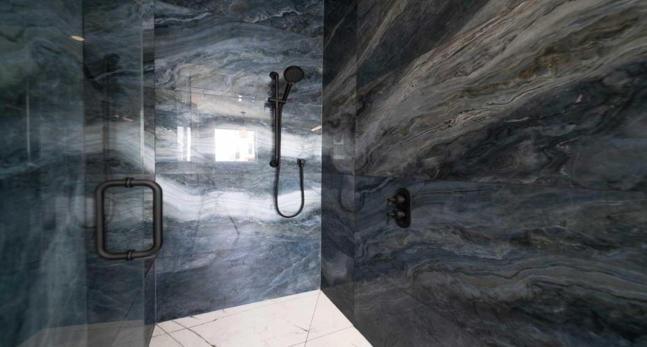 1415 27 Street, Calgary, Alberta T3C 1L4, 3 Bedrooms Bedrooms, ,4 BathroomsBathrooms,Residential,For Sale,27,A2296103