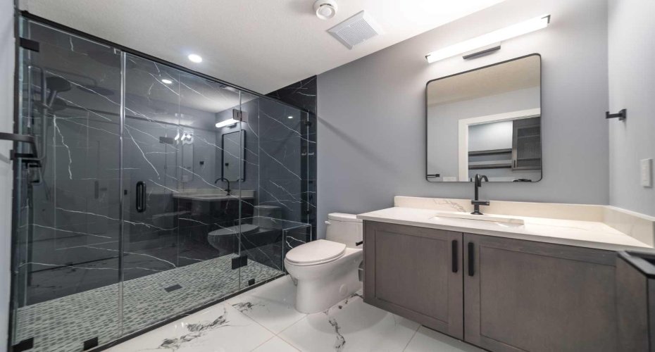 1415 27 Street, Calgary, Alberta T3C 1L4, 3 Bedrooms Bedrooms, ,4 BathroomsBathrooms,Residential,For Sale,27,A2296103