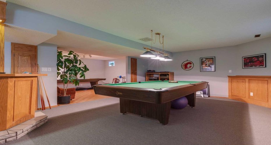 88 Woodacres Drive, Calgary, Alberta T2W 4Z8, 4 Bedrooms Bedrooms, ,5 BathroomsBathrooms,Residential,For Sale,Woodacres,A2296116