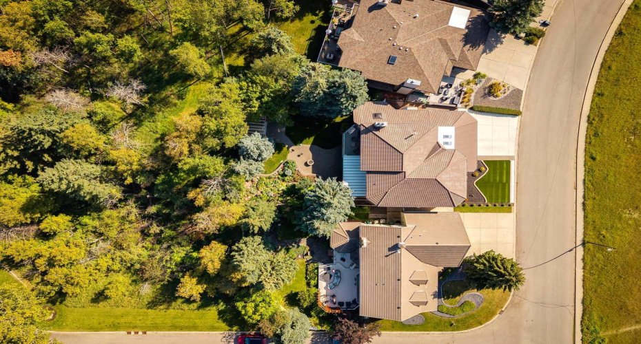 88 Woodacres Drive, Calgary, Alberta T2W 4Z8, 4 Bedrooms Bedrooms, ,5 BathroomsBathrooms,Residential,For Sale,Woodacres,A2296116