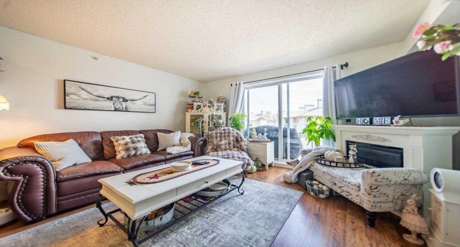 2600 66 Street, Calgary, Alberta T1Y 7K9, 2 Bedrooms Bedrooms, ,1 BathroomBathrooms,Residential,For Sale,66,A2296163