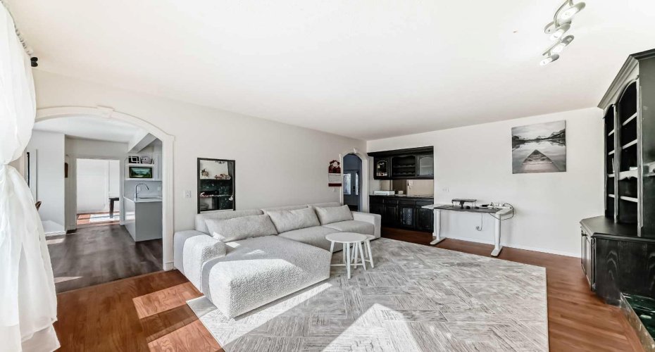 40 Christie Cairn Square, Calgary, Alberta T3H 2Z2, 5 Bedrooms Bedrooms, ,5 BathroomsBathrooms,Residential,For Sale,Christie Cairn,A2296171