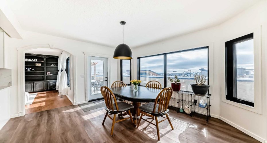 40 Christie Cairn Square, Calgary, Alberta T3H 2Z2, 5 Bedrooms Bedrooms, ,5 BathroomsBathrooms,Residential,For Sale,Christie Cairn,A2296171