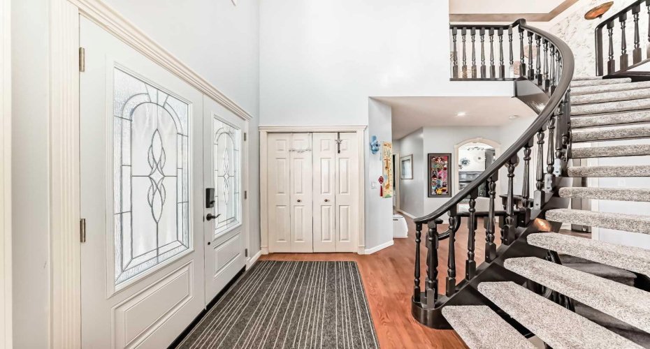 40 Christie Cairn Square, Calgary, Alberta T3H 2Z2, 5 Bedrooms Bedrooms, ,5 BathroomsBathrooms,Residential,For Sale,Christie Cairn,A2296171