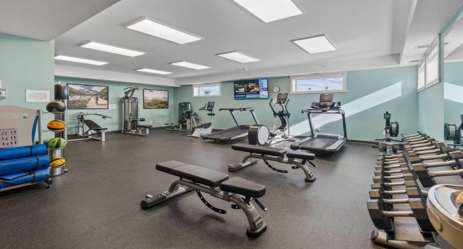 15 Cougar Ridge Landing, Calgary, Alberta T3H 6C3, 2 Bedrooms Bedrooms, ,2 BathroomsBathrooms,Residential,For Sale,Cougar Ridge,A2296193