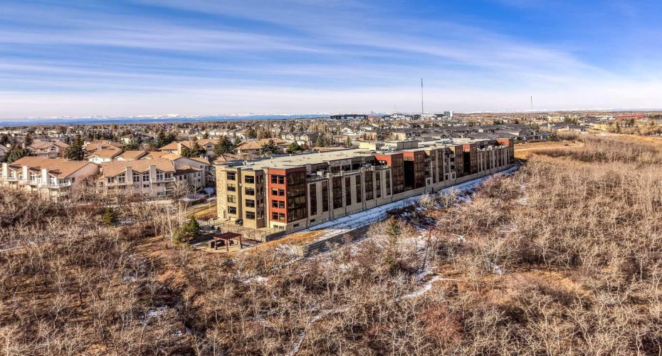 15 Cougar Ridge Landing, Calgary, Alberta T3H 6C3, 2 Bedrooms Bedrooms, ,2 BathroomsBathrooms,Residential,For Sale,Cougar Ridge,A2296193