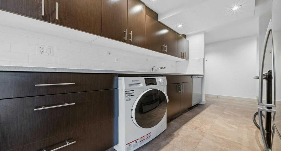 1230 Cameron Avenue, Calgary, Alberta T2T 0K9, 2 Bedrooms Bedrooms, ,1 BathroomBathrooms,Residential,For Sale,Cameron,A2296298