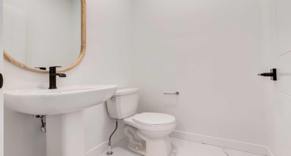 454 River Avenue, Cochrane, Alberta T4C3B8, 3 Bedrooms Bedrooms, ,3 BathroomsBathrooms,Residential,For Sale,River,A2296439