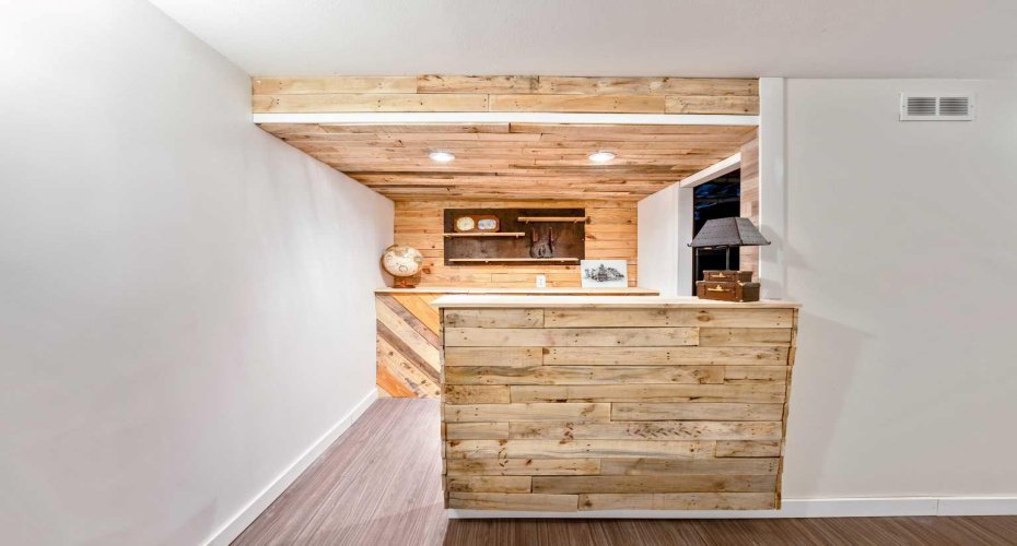 Wet Bar for Entertaining