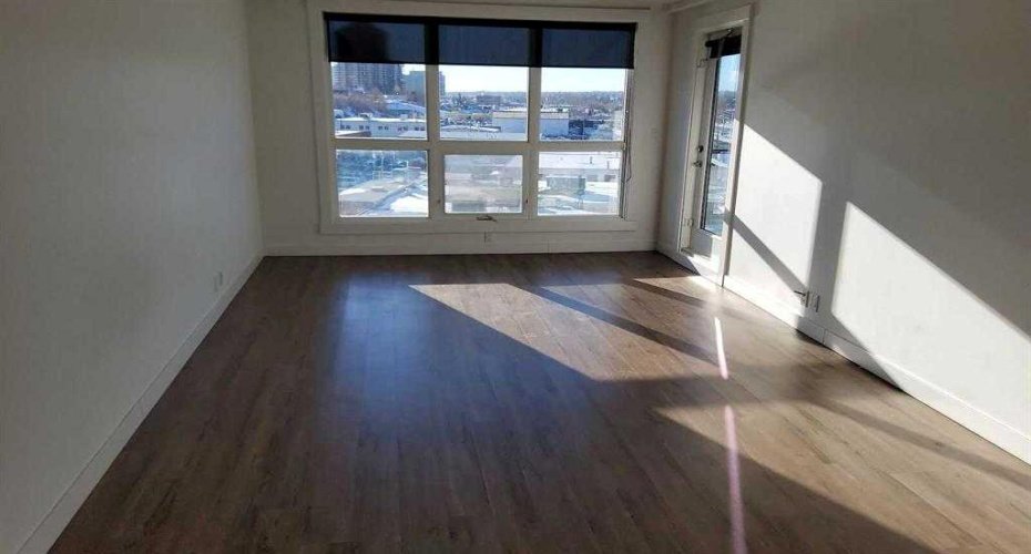 8880 Horton Road, Calgary, Alberta T2V 2W3, 1 Bedroom Bedrooms, ,1 BathroomBathrooms,Residential,For Sale,Horton,A2296520