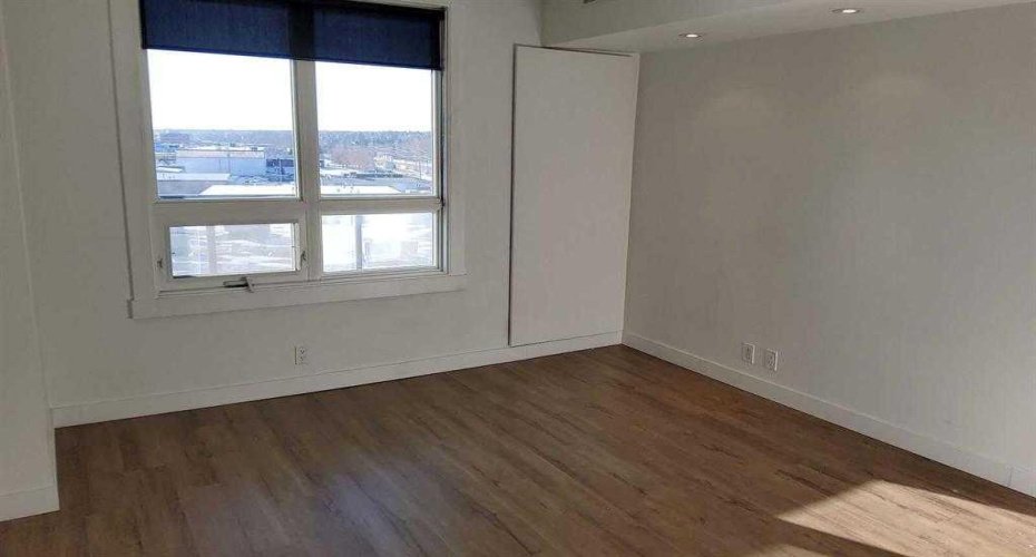 8880 Horton Road, Calgary, Alberta T2V 2W3, 1 Bedroom Bedrooms, ,1 BathroomBathrooms,Residential,For Sale,Horton,A2296520