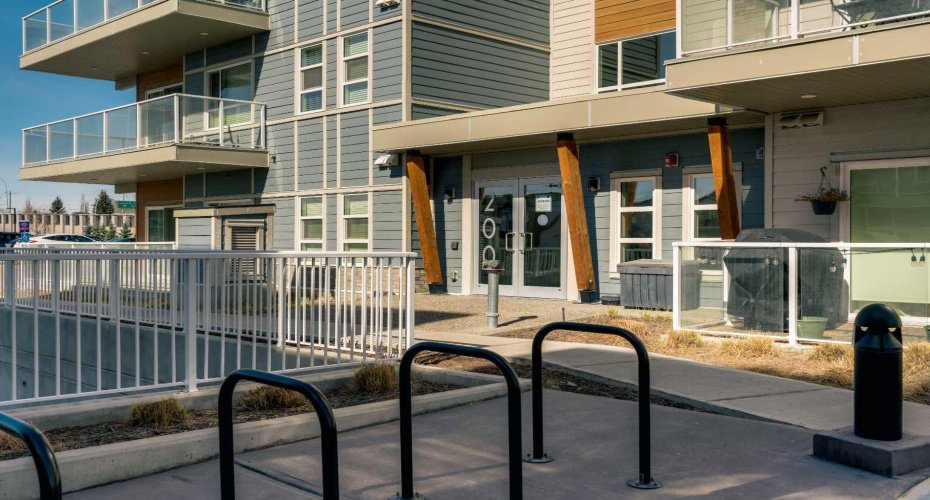 200 Harvest Hills Place NE