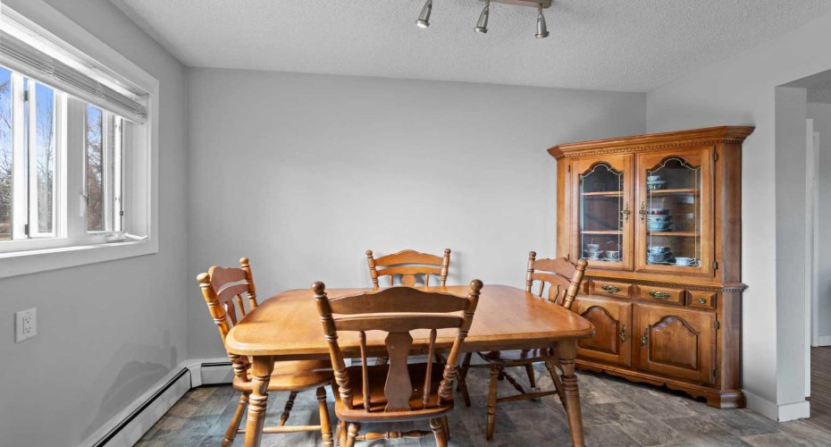 3130 66 Avenue, Calgary, Alberta T3E 5K8, 2 Bedrooms Bedrooms, ,2 BathroomsBathrooms,Residential,For Sale,66,A2296542