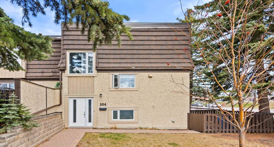 3130 66 Avenue, Calgary, Alberta T3E 5K8, 2 Bedrooms Bedrooms, ,2 BathroomsBathrooms,Residential,For Sale,66,A2296542